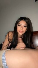 asian babe sucking dick
