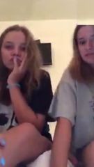 some russian girls shaking ass on periscope